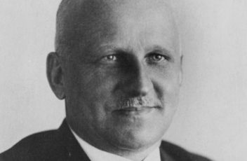 Bundesarchiv_Bild_146-1977-037-15,Ernst_Zipfel-q